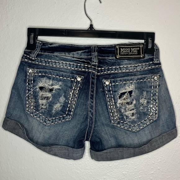 Miss Me Denim Shorts Size 27 Distressed Bling Rhinestone Cuffed Jean - Picture 6 of 8